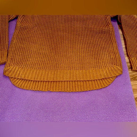 Hi-lo waffle knit sweater - burnt orange - Picture 4 of 4